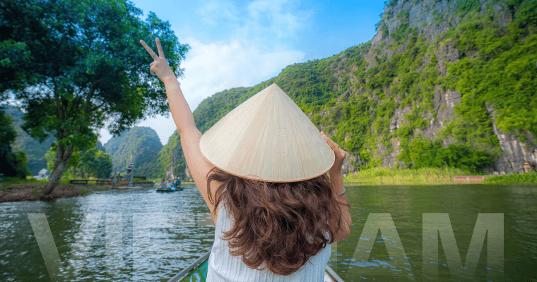 Vietnam-grace-in-chaos-and-quiet-moments-by-the-lake - travel about it